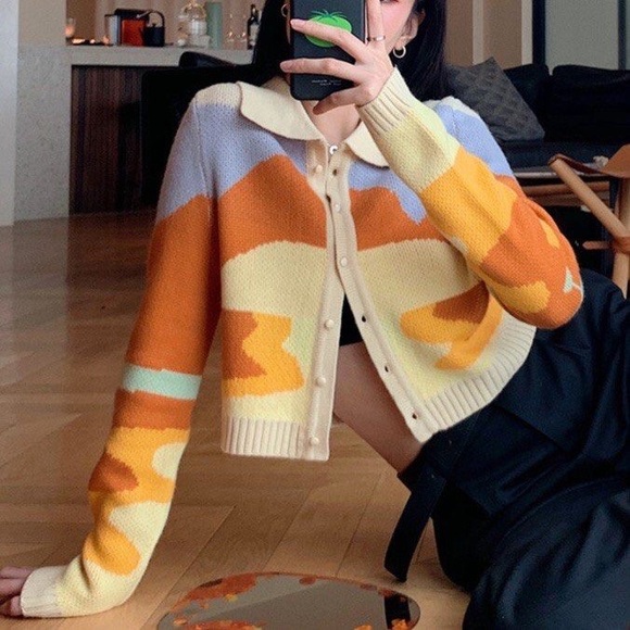 Zaful Sweaters - Zaful NWT Orange Retro Painted Cardigan Size S